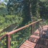 Отель Crystal Creek Chalet, фото 18