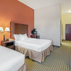 Отель La Quinta Inn & Suites by Wyndham Woodward, фото 3