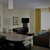 Отель Candlewood Suites East Syracuse - Carrier Circle, an IHG Hotel, фото 5