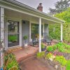 Отель Chic Vancouver Cottage: 1 Mile to Main Street, фото 22