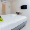 Отель Urbanview Hotel Priority Samarinda by RedDoorz, фото 4