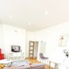 Отель Beautiful 2-bed Apartment in London, фото 5