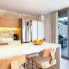 Отель Lush Villa With Heated Pool 180m to the Beach, фото 12