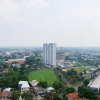 Отель Highest Value Studio Room at Bintaro Icon Apartment, фото 21