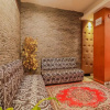 Отель OYO 74184 Hotel Meredian Comfort Inn, фото 1