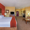 Отель Holiday Inn Express & Suites Cleveland, фото 16