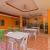 Отель J5 Guest House & Restobar by OYO Rooms, фото 18