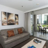 Отель Oaks Lexicon Apartments, фото 3