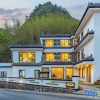 Отель Jixi Xiaoyuan Homestay (Anji Longwangshan Drifting Store), фото 1