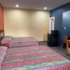 Отель Kenwood Court Motel, фото 2