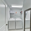Отель Stylish In Gated Community - Walk To Beach! 5 Bedroom Home, фото 4