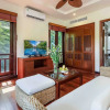 Отель Luxury Danang Beach Pool Villa, фото 31
