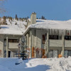 Отель Greyhawk Condominiums Warm Springs, Great Location for Bike and Ski, фото 1