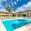 Отель Venus 202 Second floor Pool-view 2 Bedroom with easy beach access by RedAwning, фото 17