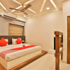 Отель OYO 10749 Hotel Neelkanth Bliss, фото 13