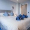 Отель Ocean Cabins @ The Square - Saundersfoot, фото 7