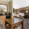 Отель Comfort Suites at Sabino Canyon, фото 38