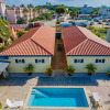 Отель Tranquil 2br2ba Close to the Beach Shared Pool, фото 20