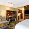 Отель TownePlace Suites by Marriott Kincardine, фото 5