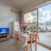 Отель Getawaysmalta - Blue Waters Penthouse in Sliema, фото 7
