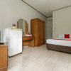 Отель RedDoorz Plus @ Karet Pedurenan 3, фото 18