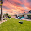 Отель Pet Friendly, 1 car garage, Walk to Old Town Scottsdale w/shops, dining, & entertainment! by RedAwni, фото 25