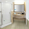 Отель Hampton Inn & Suites Jacksonville Deerwood Park, фото 10