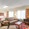 Отель Comfort Suites Near Vancouver Mall, фото 15
