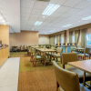 Отель La Quinta Inn & Suites by Wyndham Seattle Sea-Tac Airport, фото 16