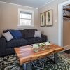 Отель Cozy Carriage House, Walk to UNC, Free Bikes в Грили