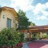 Отель Baymont by Wyndham Houston La Porte, фото 1