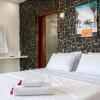 Отель Villa Namu Beach House Suites, фото 3