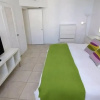 Отель Incredible 2 Bed 2 Bath On The Beach @Tides, фото 4