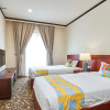 Отель OYO Home 44077 The Platinum Hotel & Suites- King, фото 4