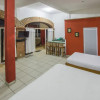 Отель Traditional Sierra Leon Oceanfront Rooms, фото 50