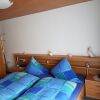 Отель Comfortable Apartment With Balcony You Cant Sit Closer To The Moeselriver, фото 9