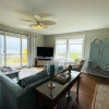 Отель Sw 7 Sail Inn 1 Bedroom Condo by RedAwning, фото 6