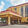 Отель La Quinta Inn & Suites by Wyndham Memphis Airport Graceland, фото 32