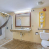Отель Rodeway Inn & Suites, фото 8