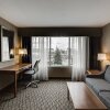 Отель Holiday Inn Express Saskatoon, фото 29