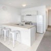 Отель Cozy & Contemporary Apartment, фото 16