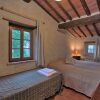 Отель Magnificent Farmhouse in Lucignano With Swimming Pool, фото 3