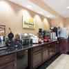 Отель Days Inn & Suites by Wyndham Prattville-Montgomery, фото 13
