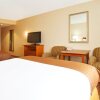 Отель Holiday Inn Battle Creek, an IHG Hotel, фото 4