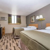 Отель Bison Inn and Suites, фото 2