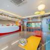 Отель Shangkeyou Express Hotel (Xifeng Waterfront Home), фото 6