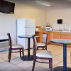 Отель Knights Inn Lumberton, фото 10
