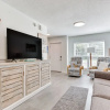 Отель Fernandina Beach Townhome, Steps to Public Beach, фото 1