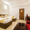 Отель FabHotel Nest Inn Gomti Nagar, фото 5