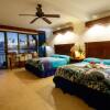 Отель Manta Ray Bay Resort, фото 6